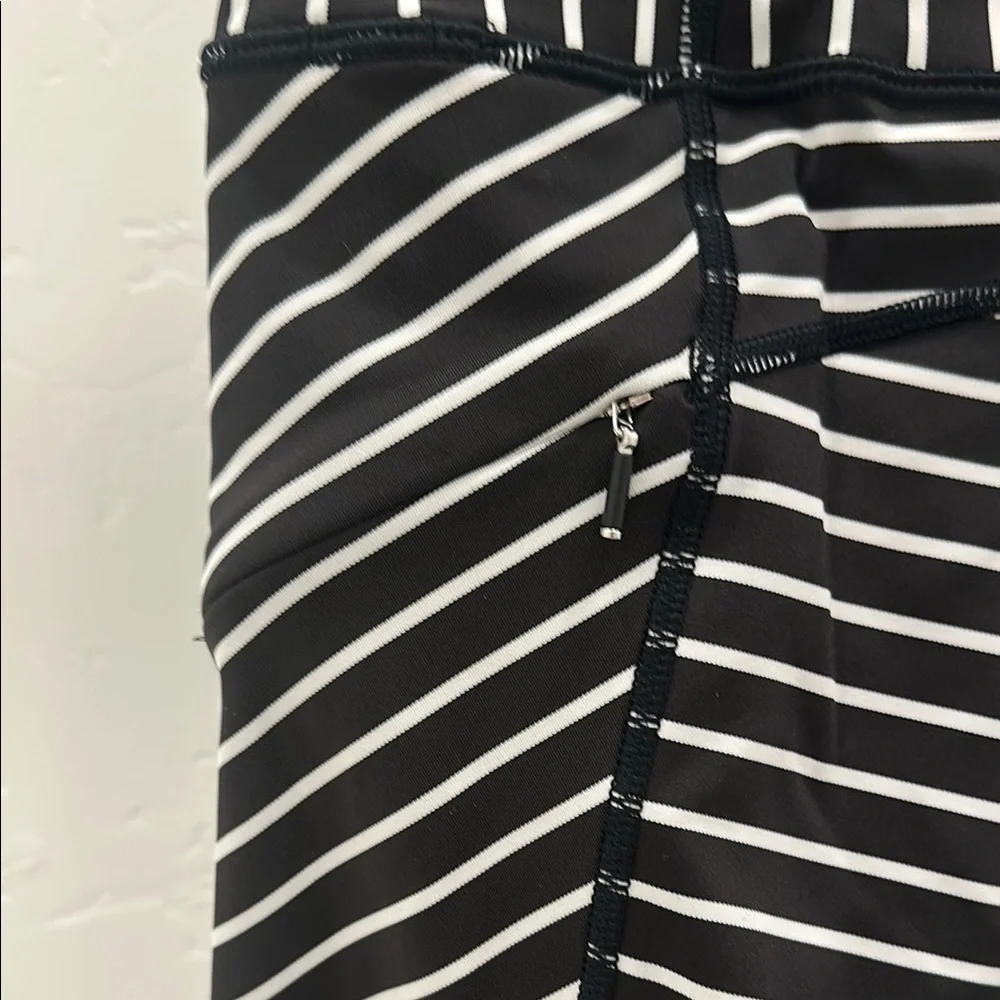 Athleta Black and White Striped Leggings - Picture 4 of 5